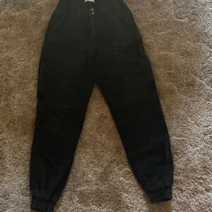 Forever 21 Black Cropped Jeans
